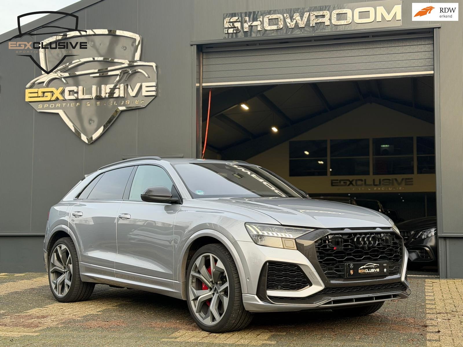 Audi RSQ8 4.0 Quattro BTW/Carbon/Ceramic/Alcantara/Blindspot, Auto's, 600 pk, Alcantara, 156 €/maand, Bedrijf