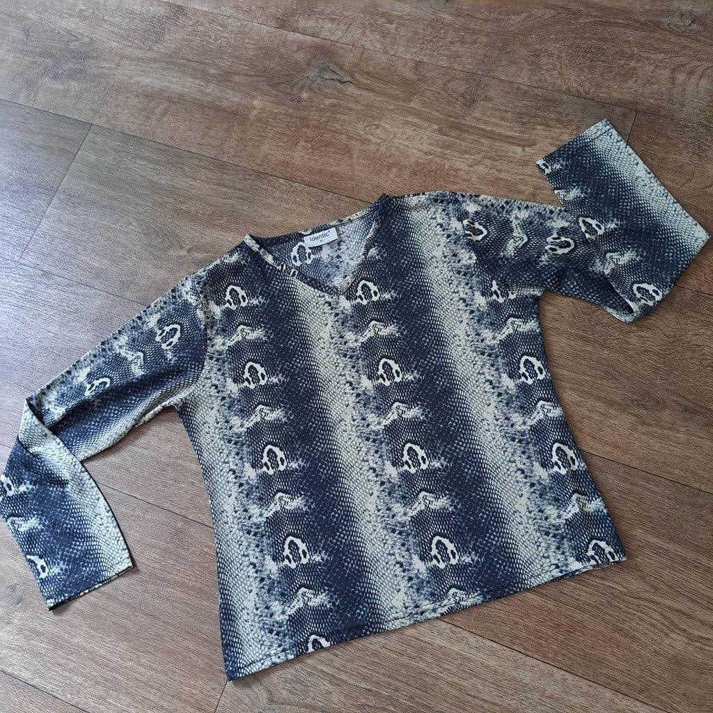 top slangenprint mt. 40/42, Maat 38/40 (M), Ophalen of Verzenden, Zo goed als nieuw, Lange mouw