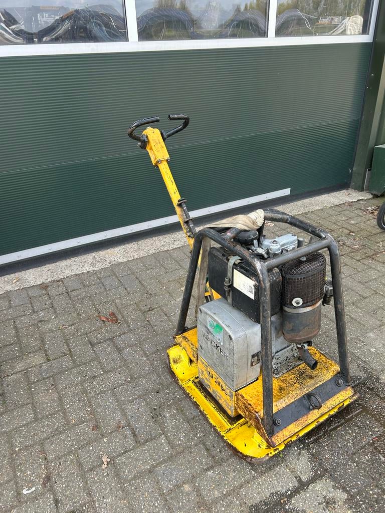 Wacker trilplaat DPU 2990, Ophalen