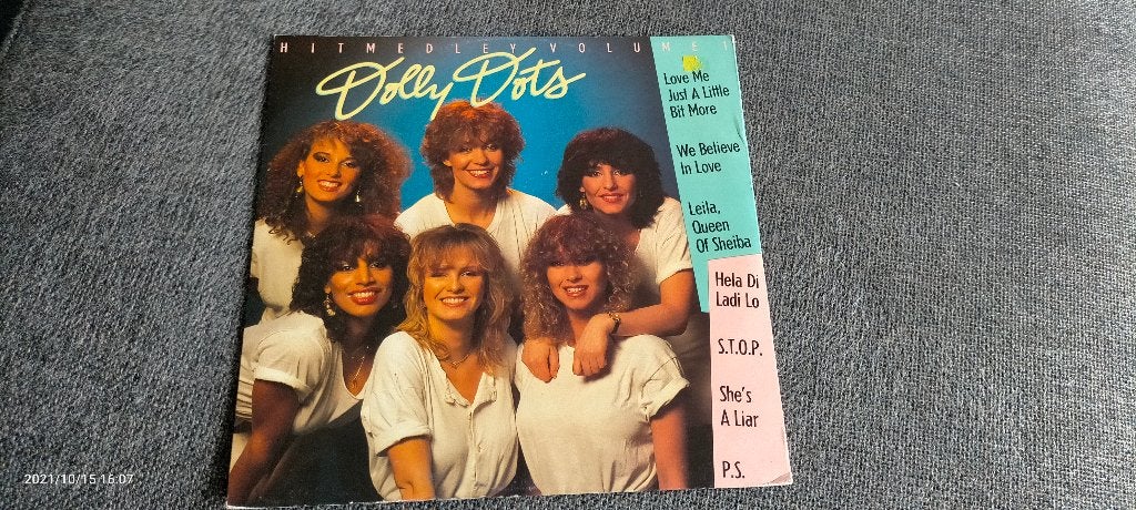 maxi single dolly dots * medley, Ophalen of Verzenden, Gebruikt, 12 inch