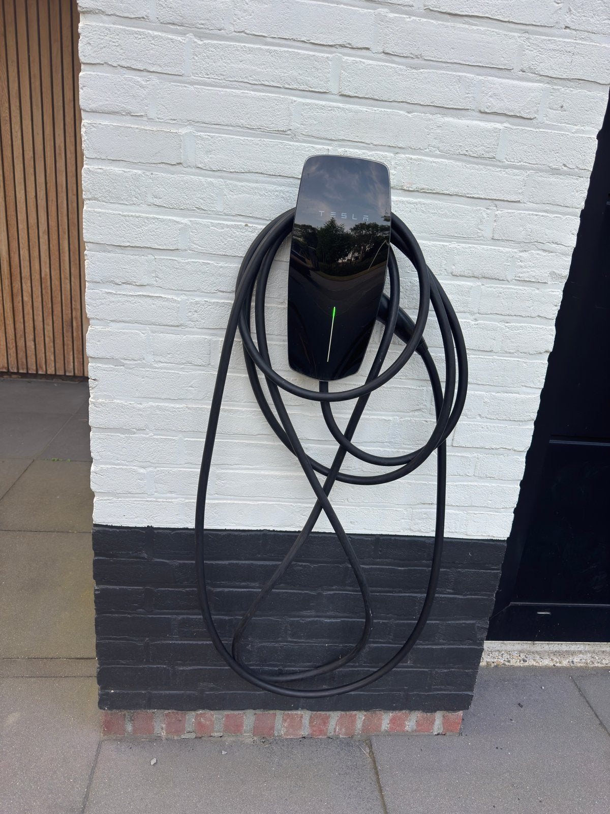 Tesla Wall Connector Gen 3, Auto diversen, Laadpalen, Ophalen, Zo goed als nieuw, Laadkabel