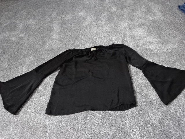 Leuke blouse met uitlopende mouwen / NO COMMENT / maat S, No Comment, Zwart, Nieuw, Ophalen of Verzenden