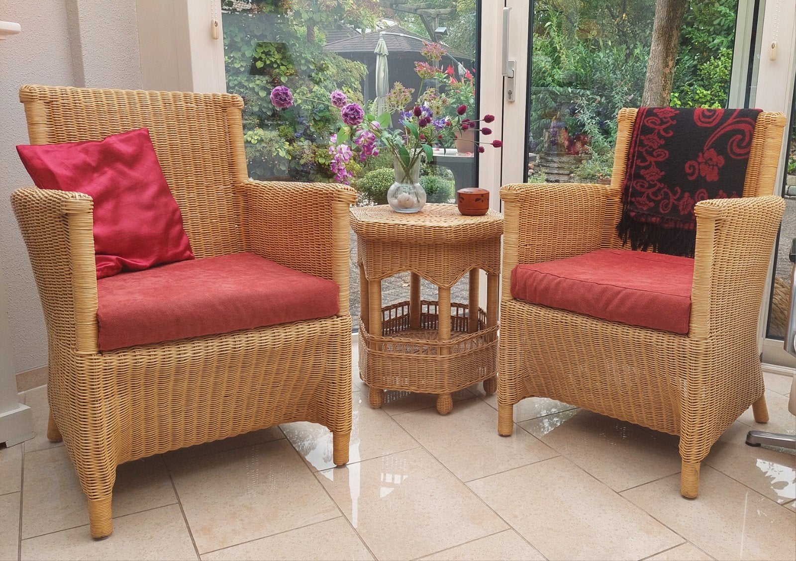 Rotan stoelen  en tafeltje, Huis en Inrichting, Ophalen, Gebruikt, Minder dan 75 cm, 50 tot 75 cm