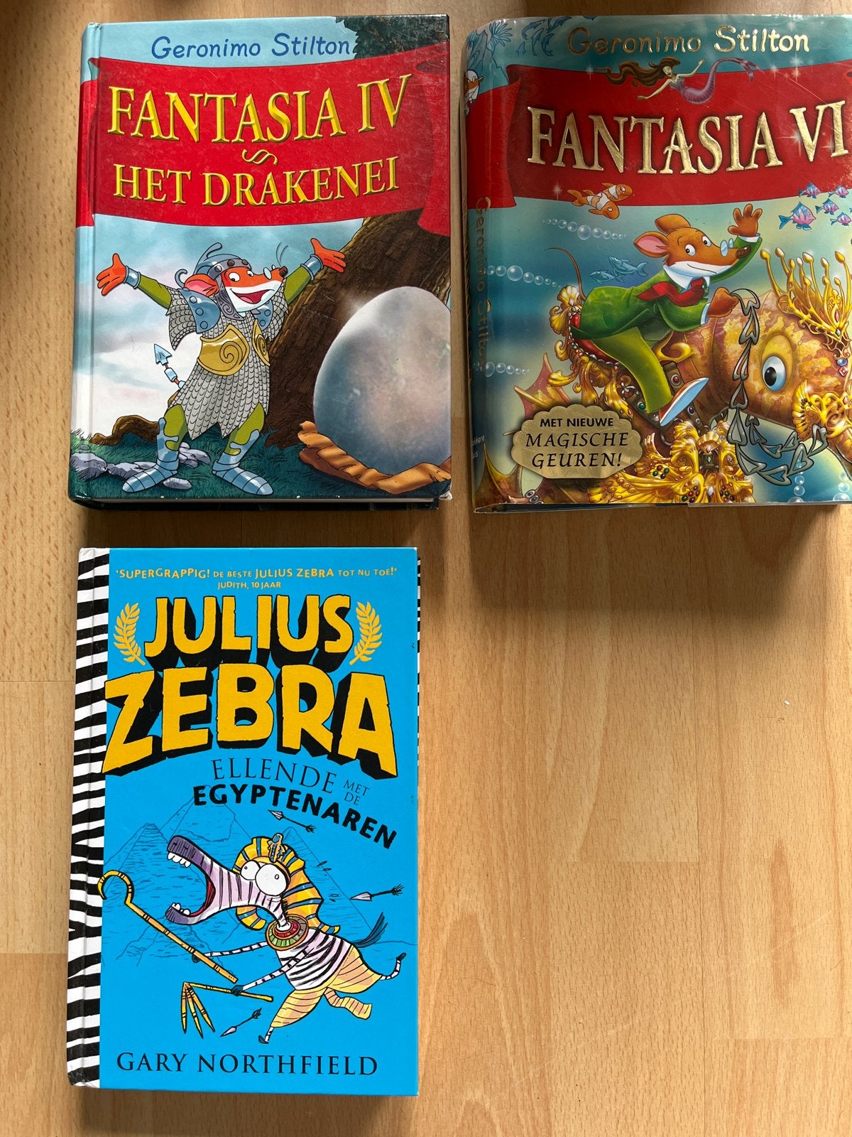Geronimo Stilton Fantasia & Julius Zebra Boeken, Boeken, Ophalen of Verzenden, Gelezen, Fictie