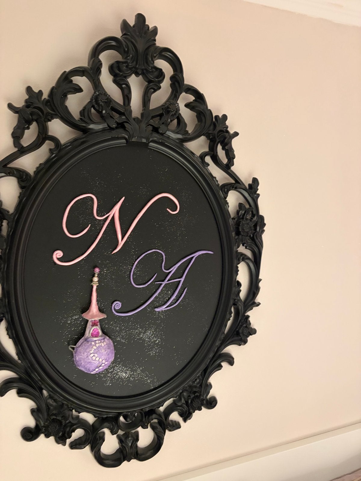 Decoratief wandpaneel met initialen N & A en lichtjes, Zwart, Ophalen of Verzenden, Zo goed als nieuw, Wandbord of Wandpaneel