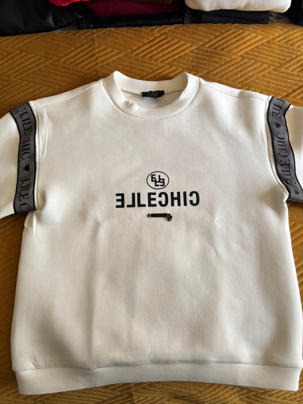 Mooie roomwitte sweater tienermeisje, Ophalen of Verzenden, Zo goed als nieuw, Meisje, Trui of Vest