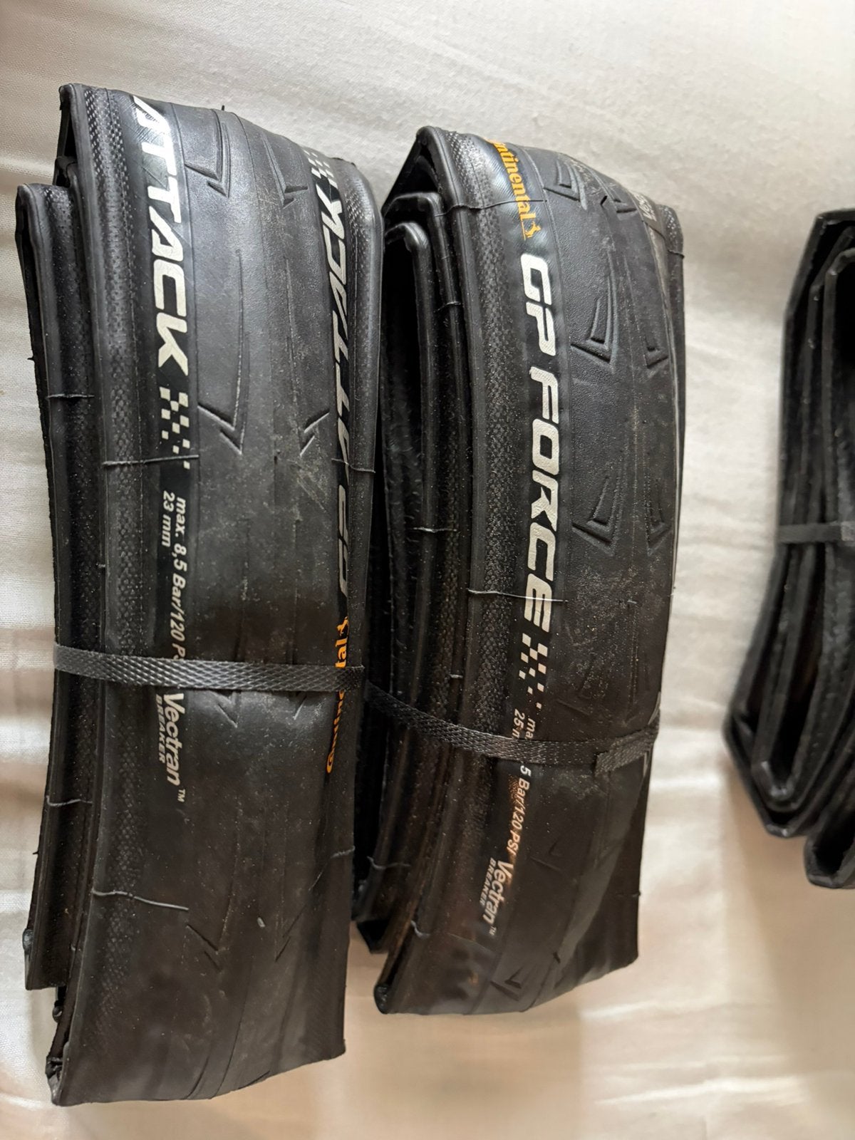 Buitenband continental gp attack (23mm) gp force (25 mm), Ophalen of Verzenden, Nieuw