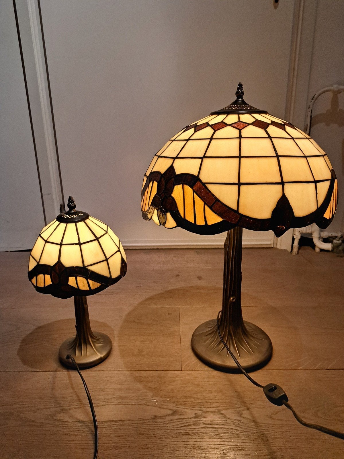 Tiffanylampen set - Grote en kleine tafellamp, Antiek en Kunst, Ophalen