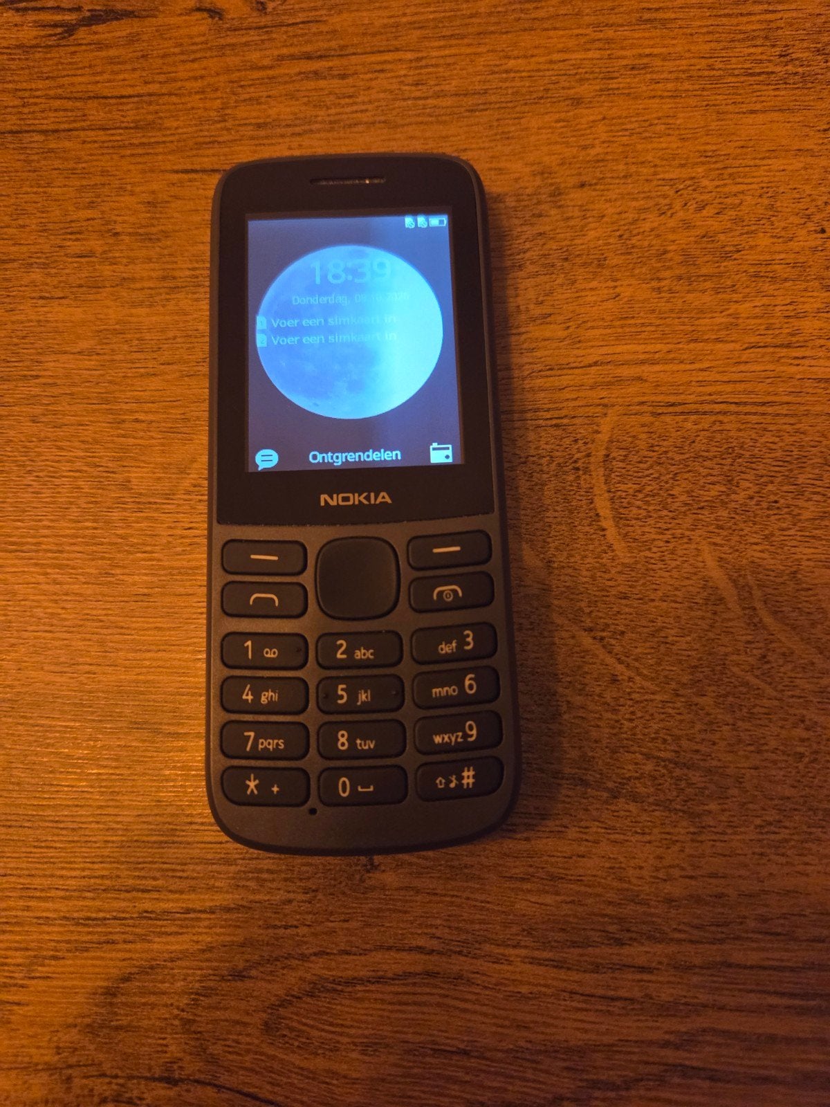 Nokia 215 4G Dual SIM - Zo goed als nieuw, Zwart, Fysiek toetsenbord, Ophalen of Verzenden, Klassiek of Candybar