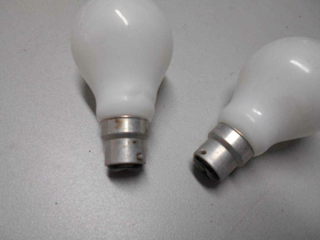 Boogtent lampen Nederlands leger bajonetlampen, Ophalen of Verzenden, Landmacht, Nederland, Overige typen