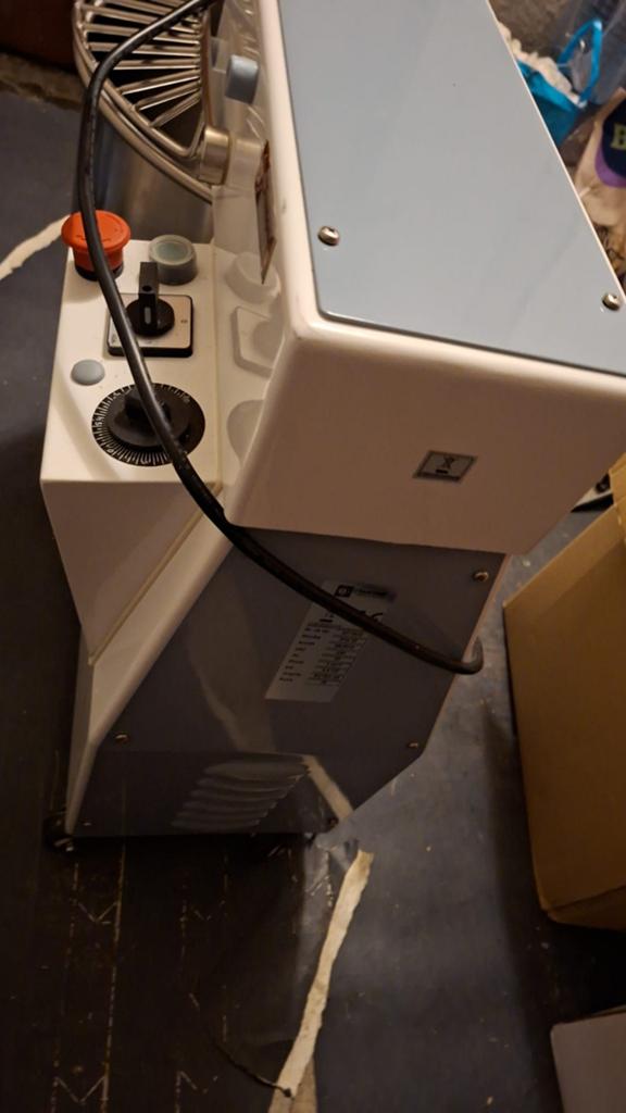 Professionele Deegmenger / Spiraalkneder met RVS Kom, 4 liter of meer, Ophalen of Verzenden, Gebruikt, 3 snelheden of meer