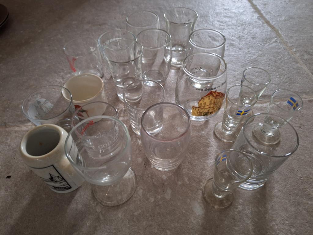 Verzameling diverse glaasjes en shotglaasjes, Ophalen of Verzenden