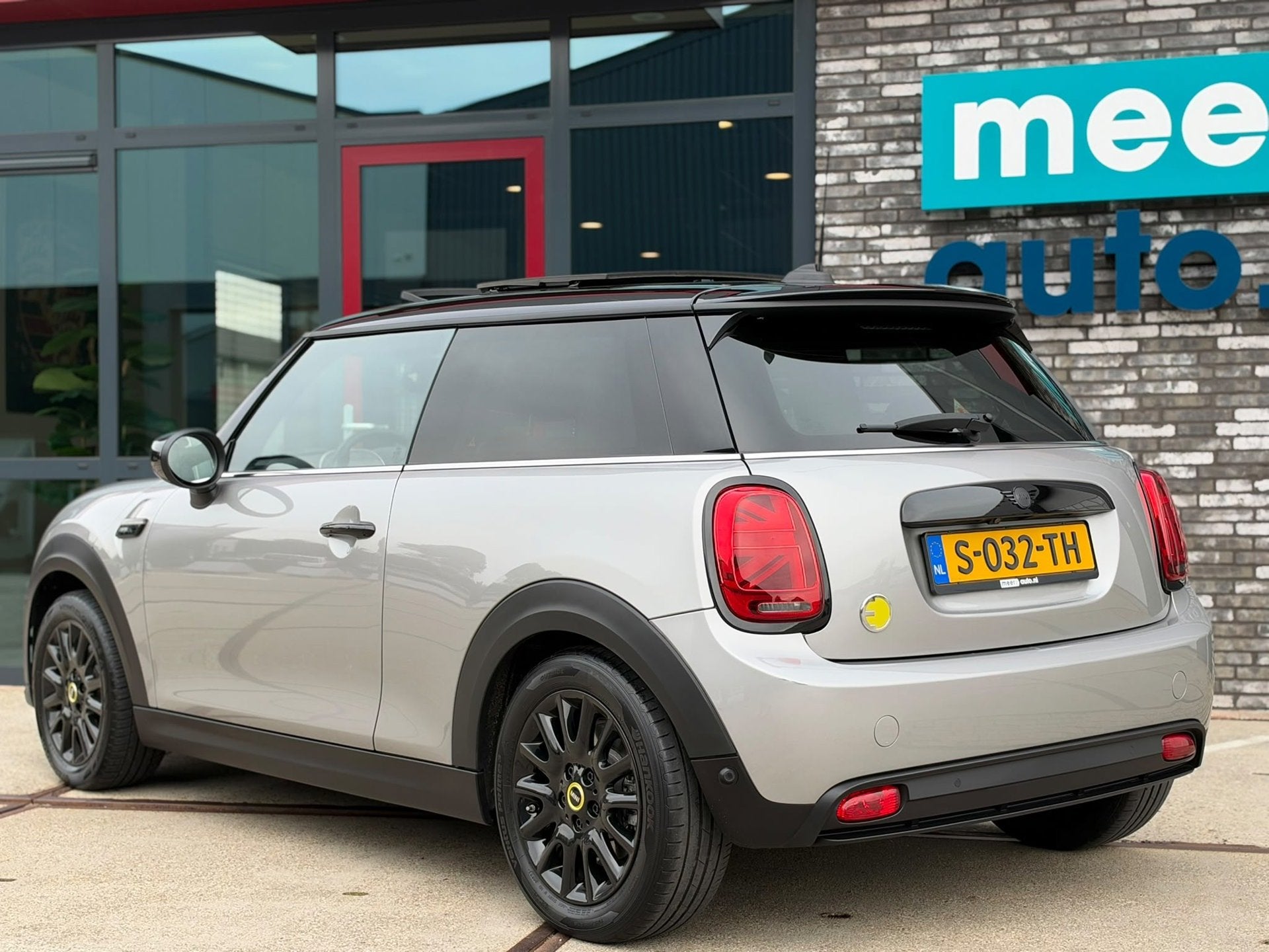 Mini Electric Camden Edit. l SOH 98%l WARMTEPOMP l PANO l H/, Auto's, Dealer onderhouden, 1340 kg, 4 stoelen, Mini Electric