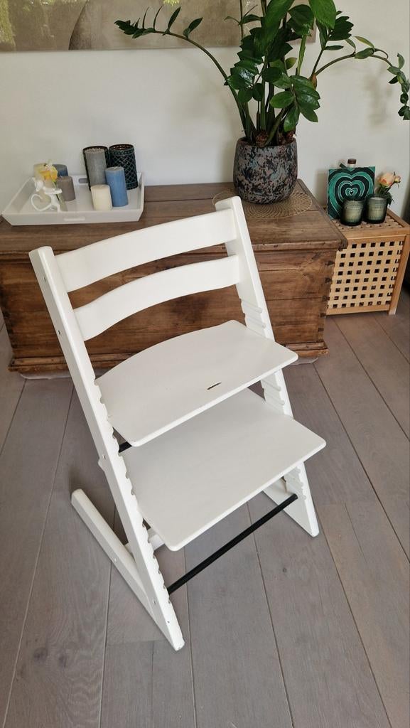 Stokke Tripp Trapp stoel nieuw model, wit, Kinderen en Baby's, Kinderstoelen, Ophalen, Gebruikt, Meegroeistoel, Aanschuifbaar