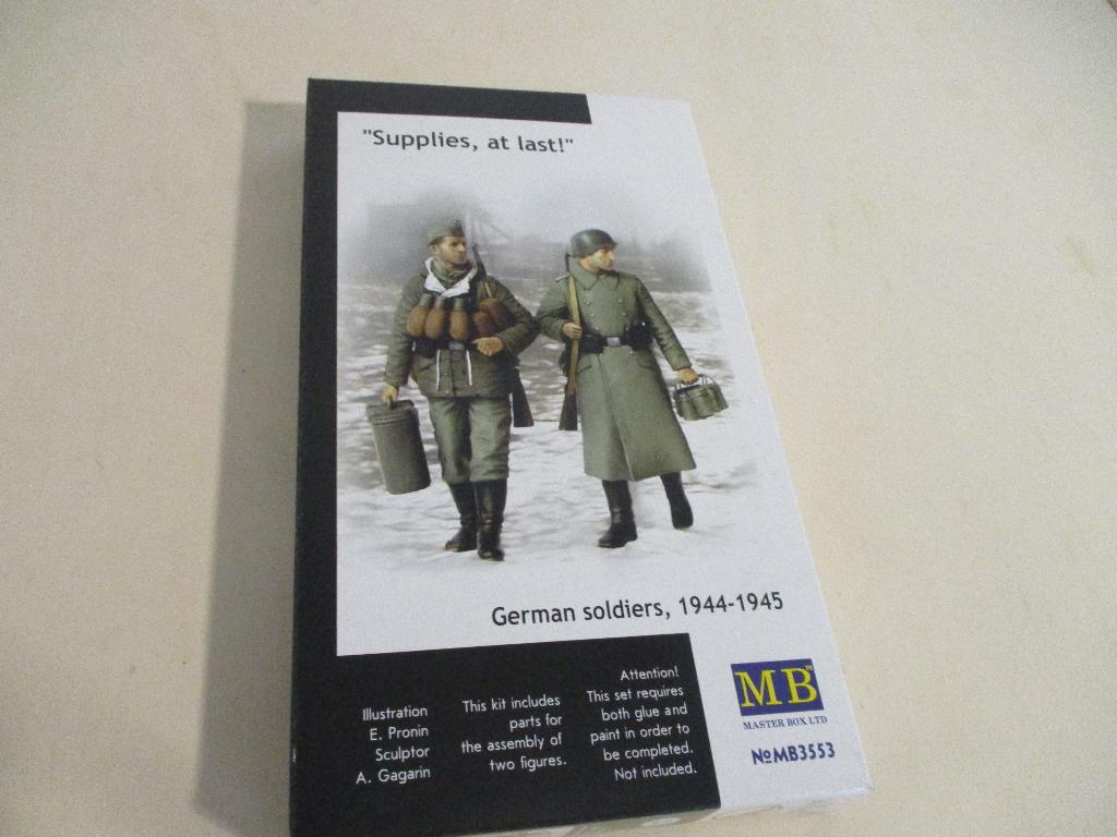 Master Box supplies at last 1944-1945, Hobby en Vrije tijd, Modelbouw | Figuren en Diorama's, Ophalen of Verzenden, Zo goed als nieuw