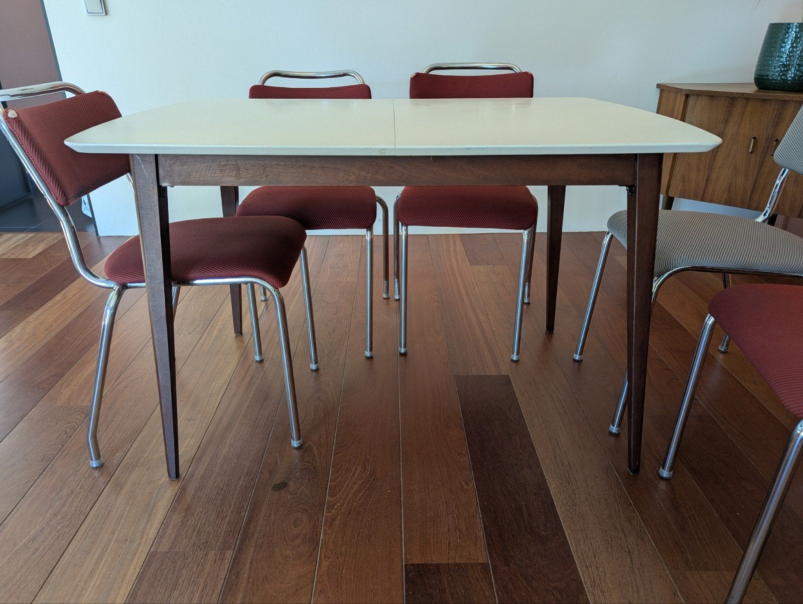 Vintage eettafel met uitschuifbaar blad, Deens Design, Gebruikt, 100 tot 150 cm, 50 tot 100 cm, Vijf personen of meer