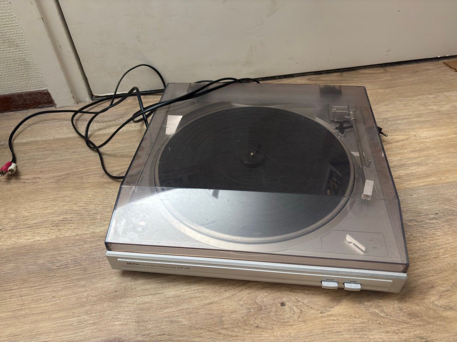 Denon DP-29F Platenspeler met ingebouwde voorversterker, Gebruikt, Automatisch, Platenspeler, Ophalen