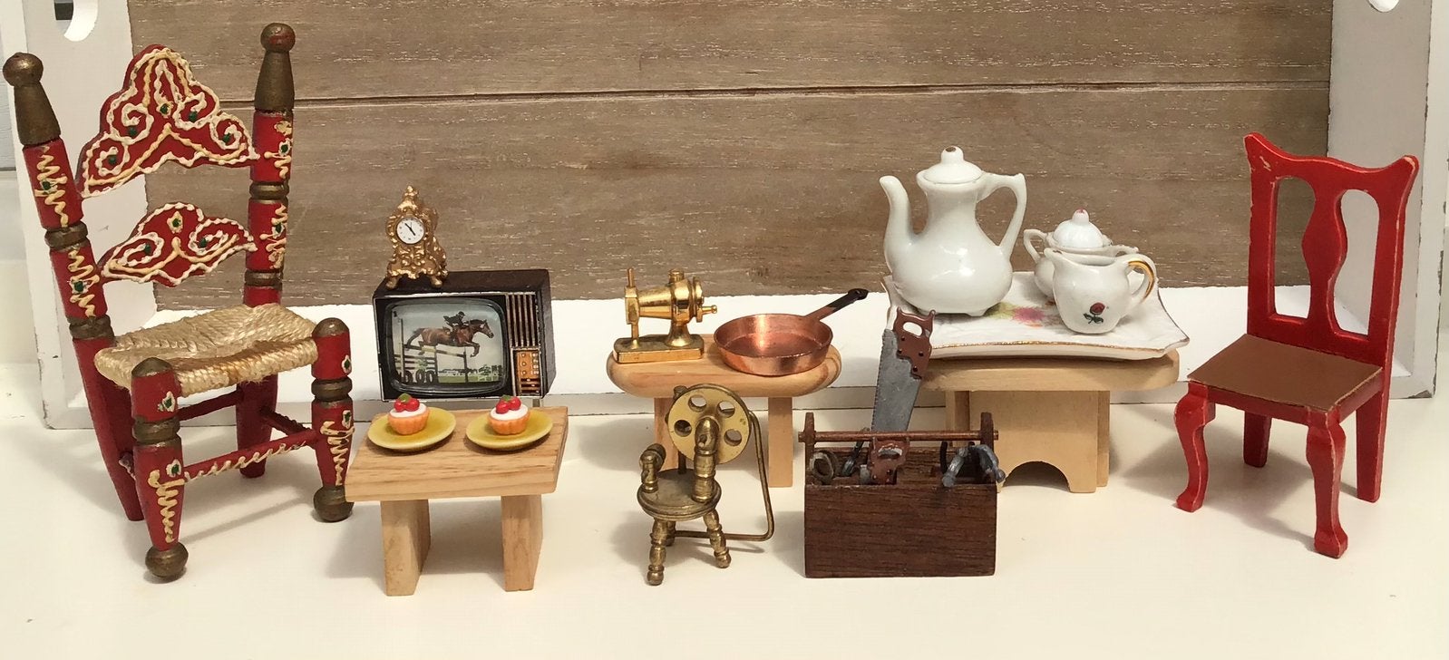 Vintage poppenhuis meubeltjes en accessoires, Verzamelen, Poppenhuizen en Toebehoren, Ophalen of Verzenden, Gebruikt, Poppenhuis