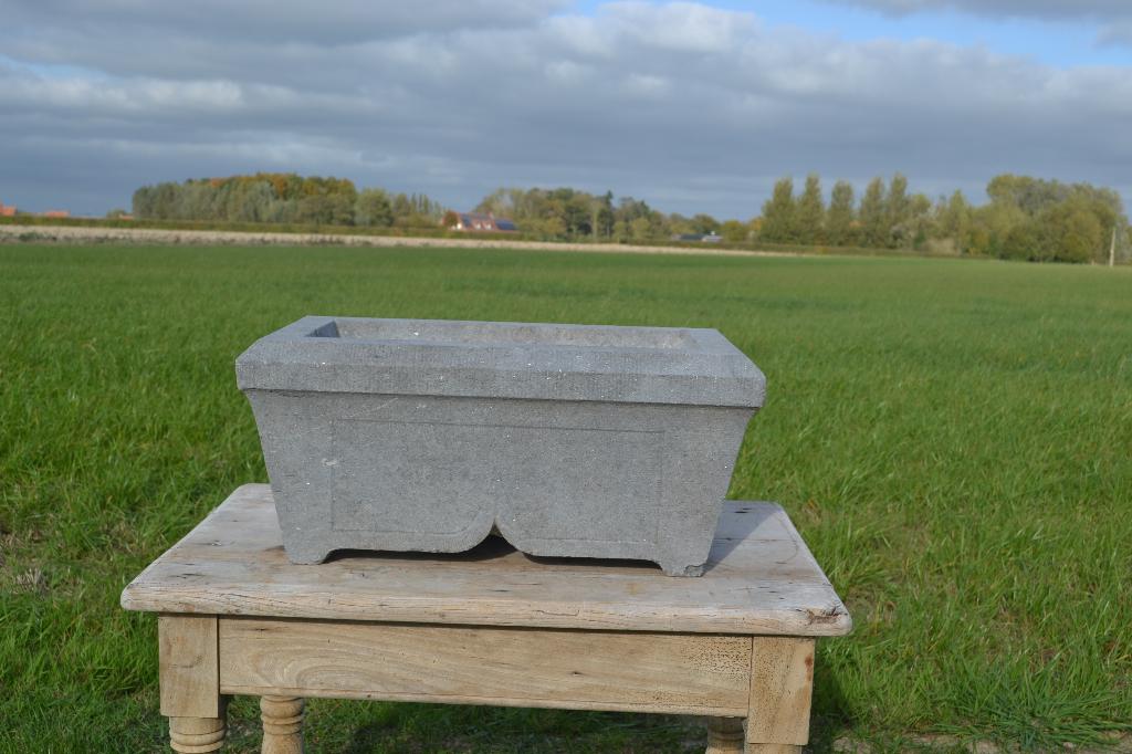 antieke gekapte stijlvolle arduinen handenwasser, Ophalen, Gebruikt, Steen