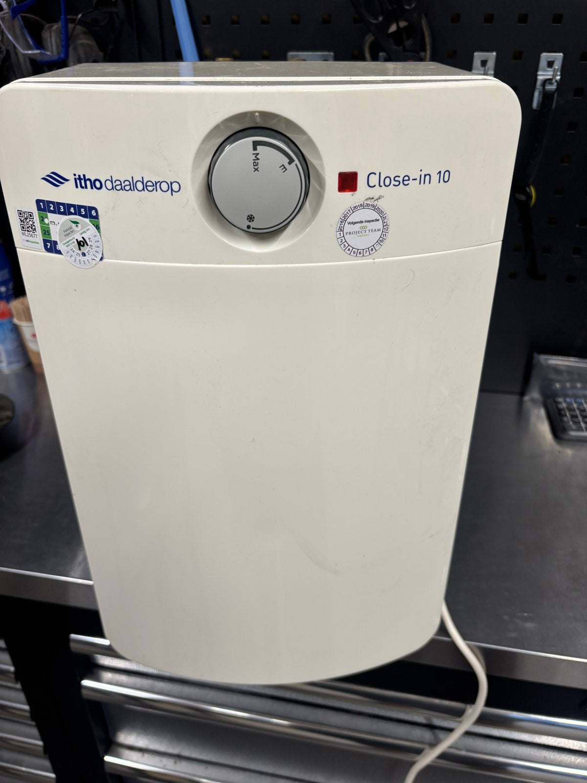 Itho Daalderop Close-in boiler 10 liter, Doe-het-zelf en Verbouw, Gebruikt, Minder dan 20 liter, 3 t/m 5 jaar oud, Boiler