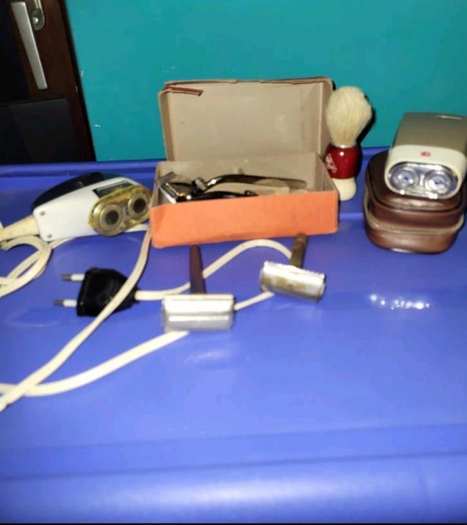 Verzameling vintage scheerapparaten en accessoires, Ophalen of Verzenden