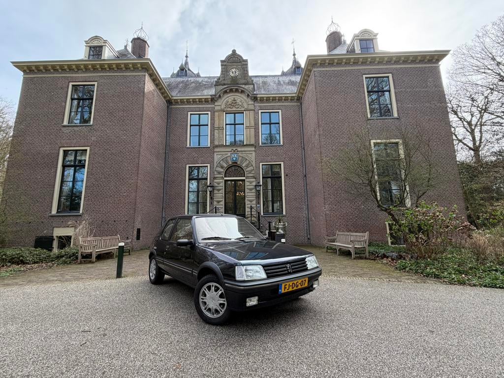 Peugeot 205 (GTI) 1.9 Gentry U9 1992 Groen, Voorwielaandrijving, 450 kg, Open dak, Beige