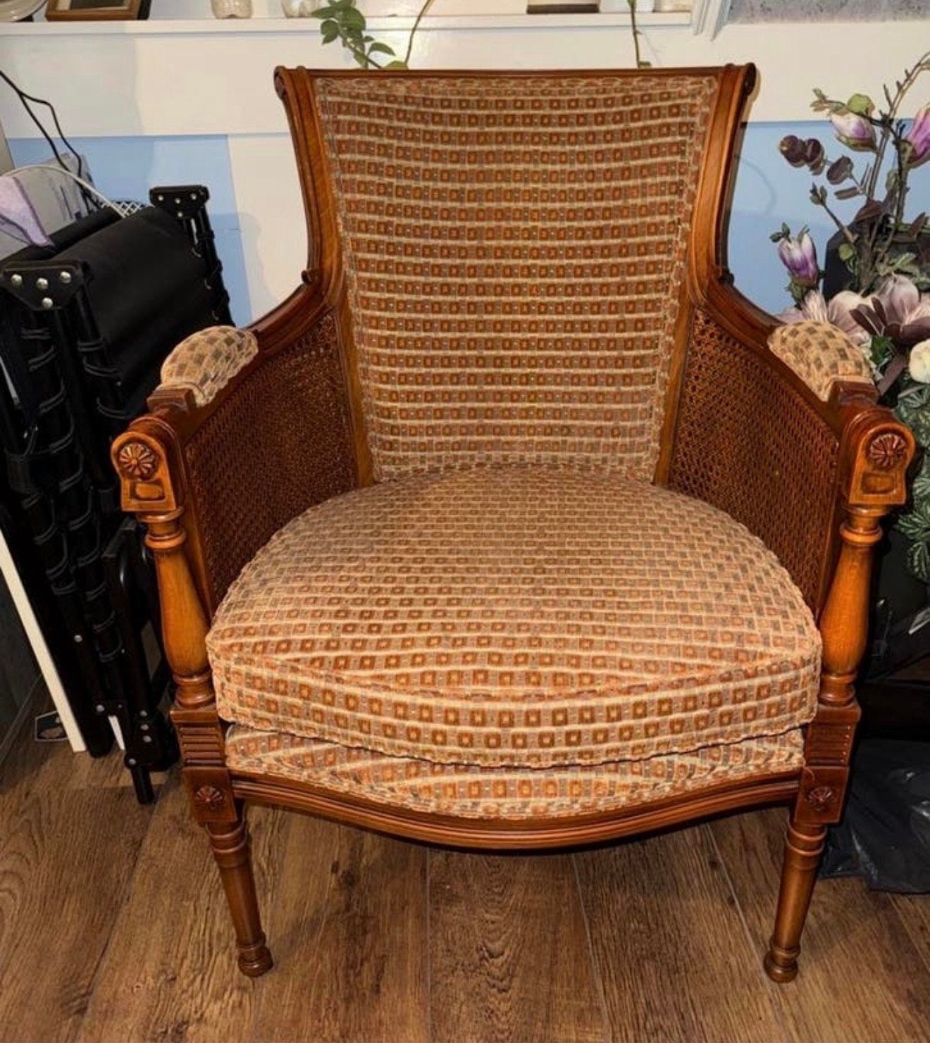 Louis XVI Stijl Rieten Bergère Fauteuil met Bekleed Zitting, Antiek en Kunst, Antiek | Meubels | Stoelen en Banken, Ophalen