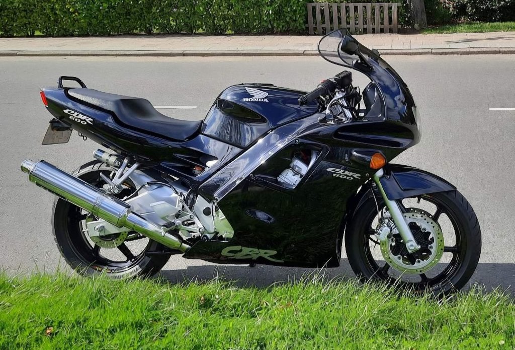 Nette CBR 600, 1995, Verzamelen, Overige Verzamelen, Zo goed als nieuw, Ophalen