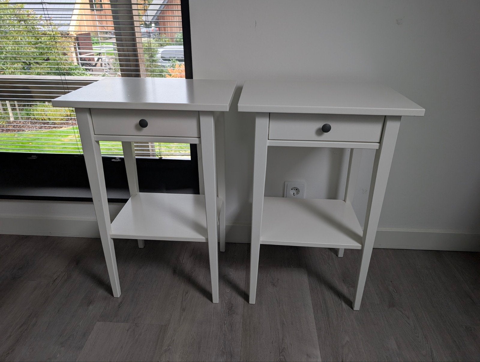 Twee Ikea hemnes nachtkastjes - Wit (46*35*70), Ophalen, Zo goed als nieuw, 45 tot 65 cm, 55 tot 70 cm