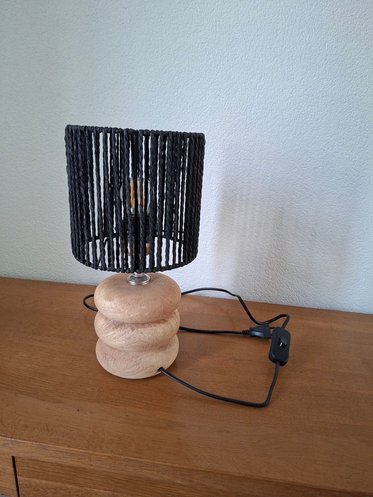 Design Tafellamp Hout RVS Zwart Riet Inclusief led lamp., Huis en Inrichting, Inclusief lichtbron, Nieuw, Ophalen of Verzenden