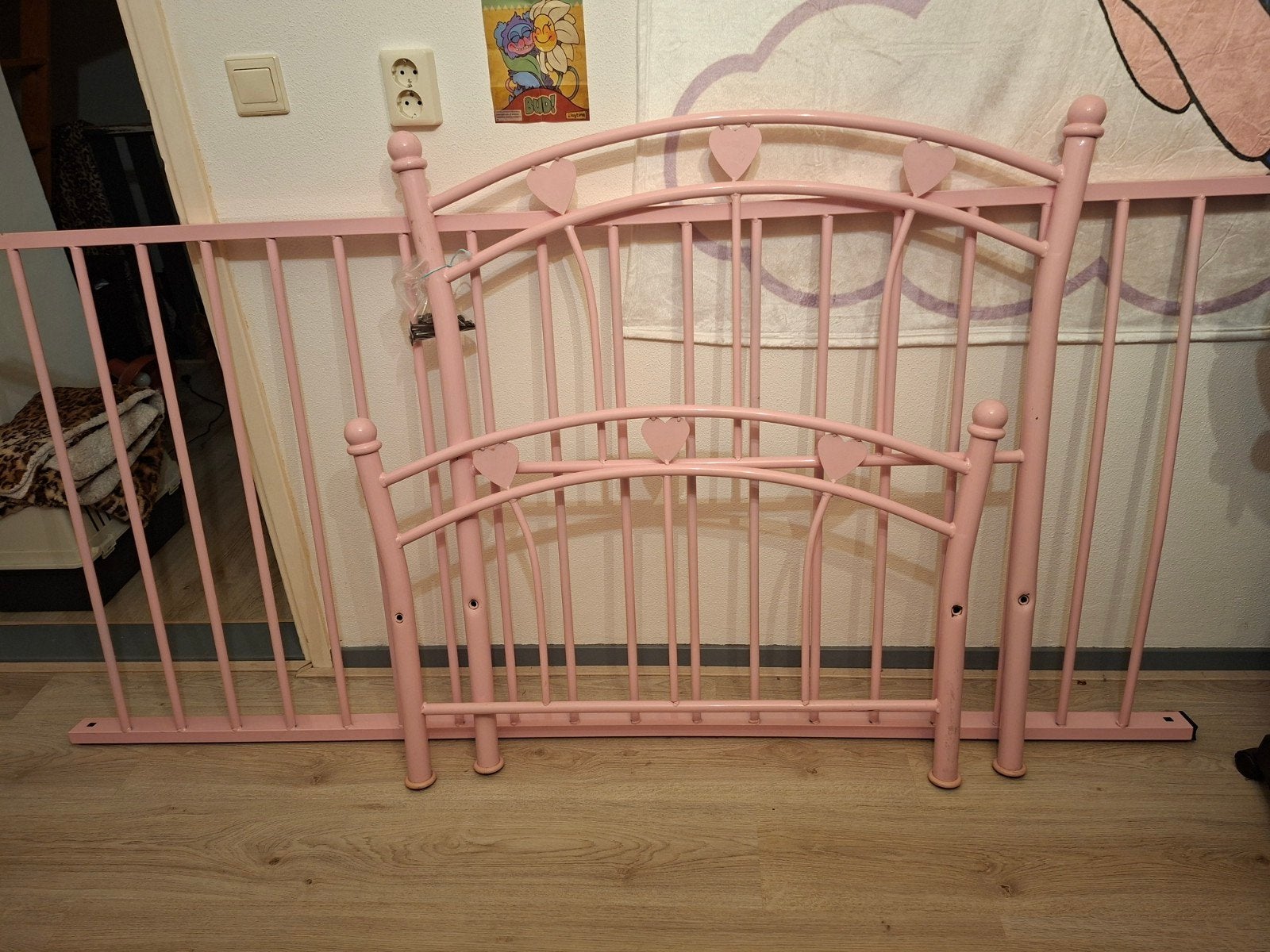 leuk roze hartjes bed 200x90, Kinderen en Baby's, 85 tot 100 cm, Gebruikt, 180 cm of meer, Ophalen
