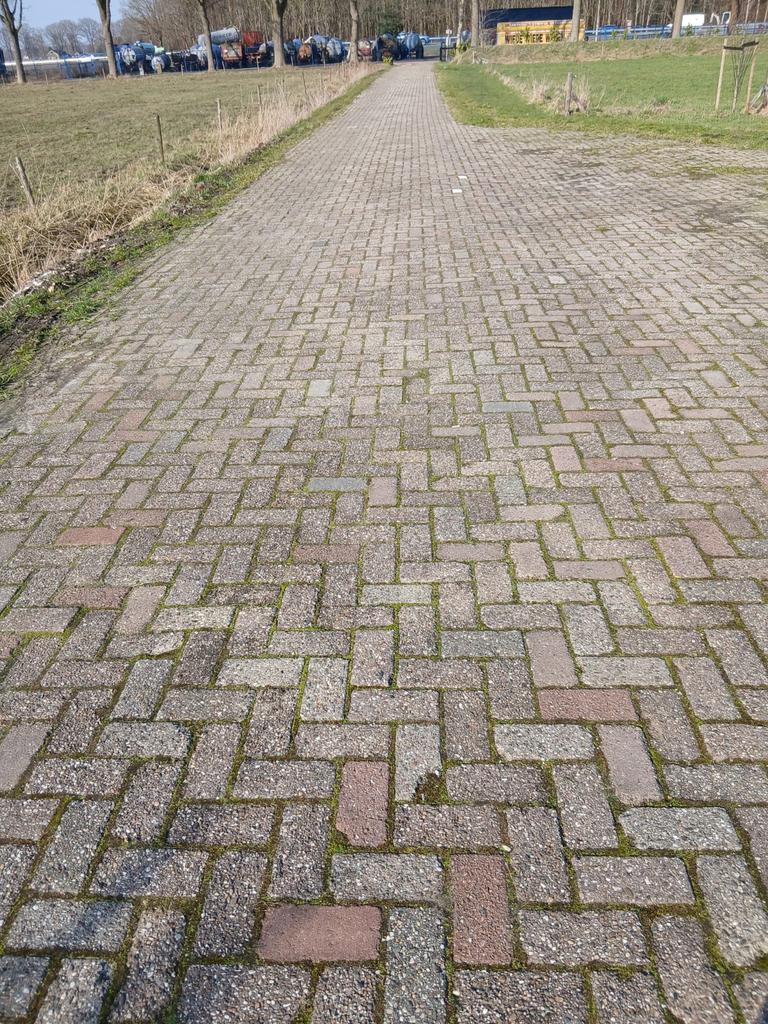 600m2 beton klinkers zelf ophalen, Ophalen, Gebruikt, Klinkers, 10 m² of meer