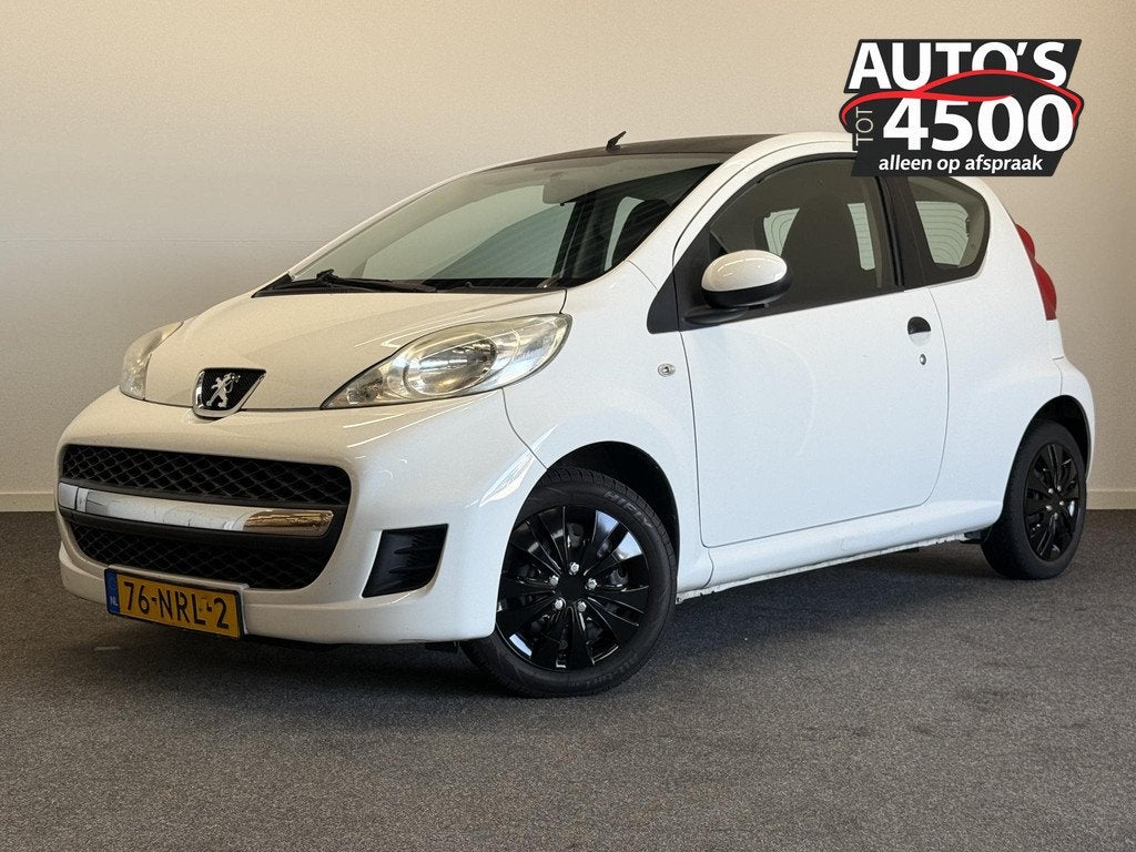 Peugeot 107 1.0-12V XR 3 DRS APK 2027! Peugeot 107 1.0-12V X, Auto's, Voorwielaandrijving, Euro 5, Stof, Gebruikt