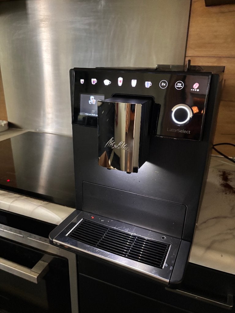 Melitta Latte Select volautomatische espresso machine, Ophalen, Afneembaar waterreservoir, Espresso apparaat, Zo goed als nieuw