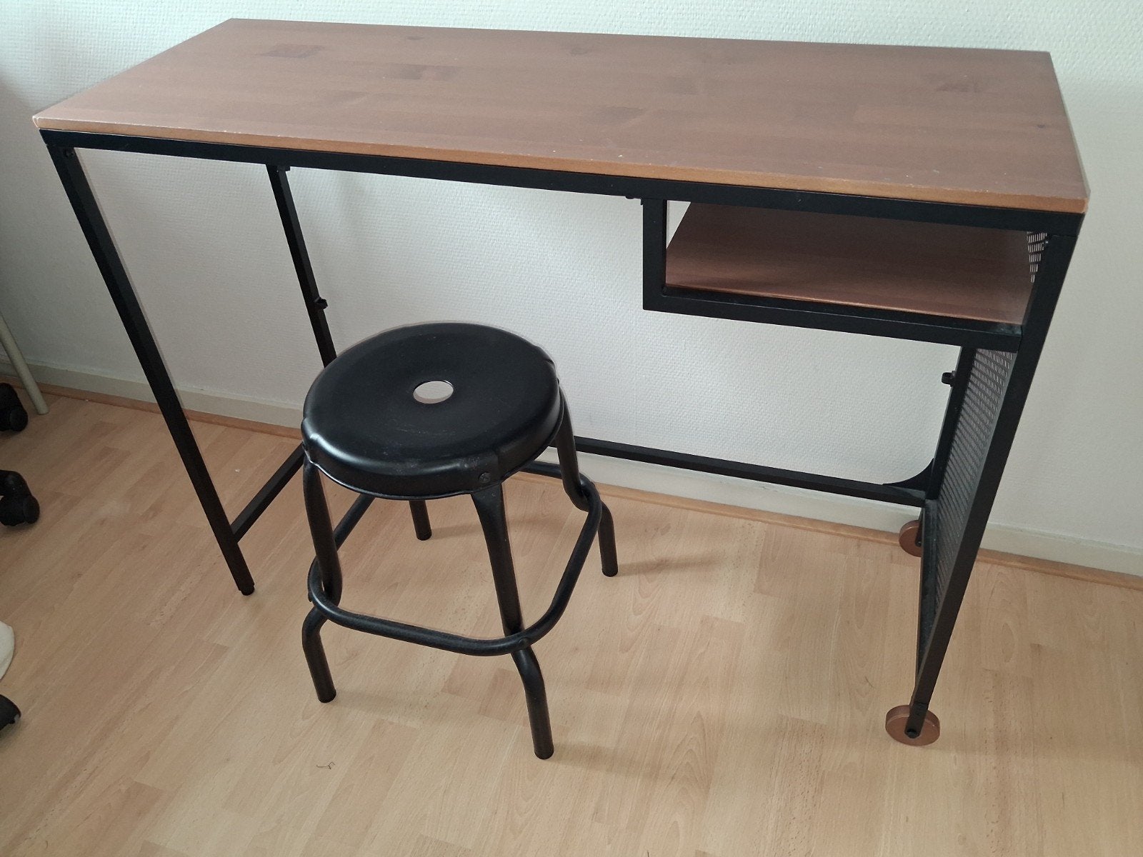 bureau met krukje, Huis en Inrichting, Ophalen, Gebruikt, Kinderbureau