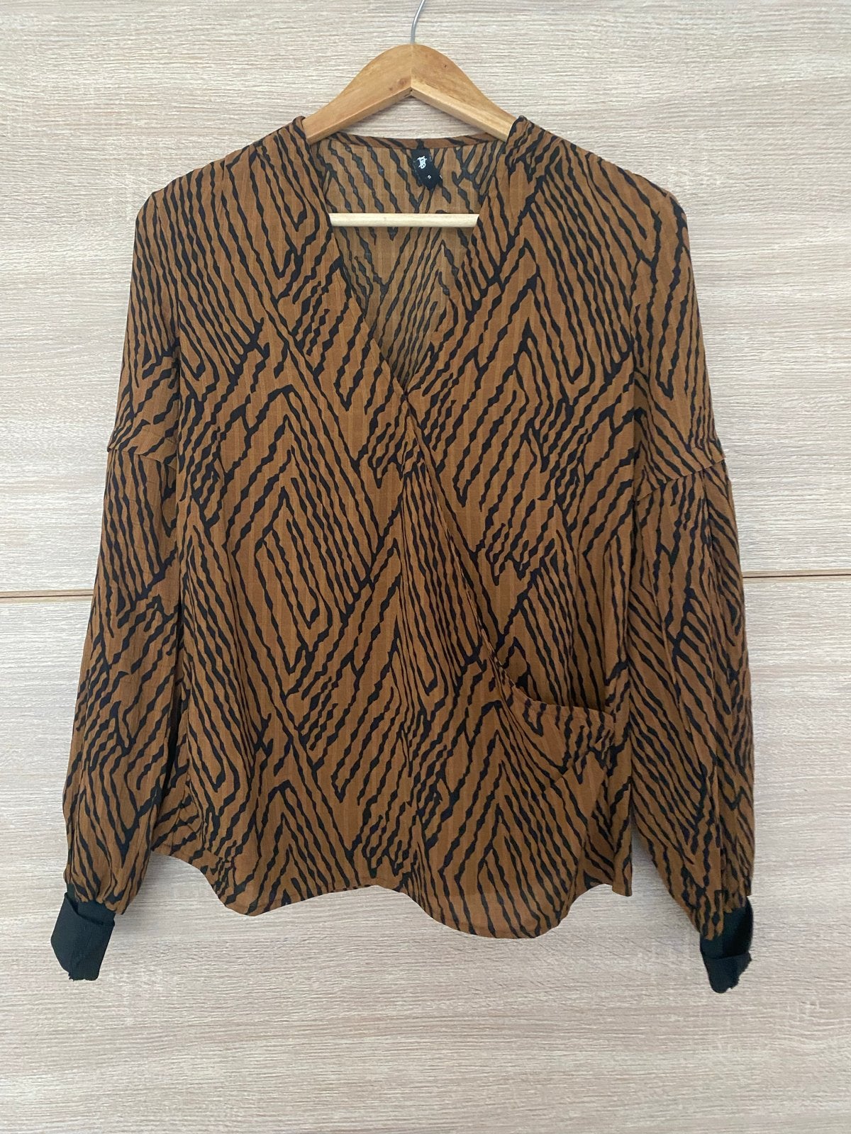 Eksept Shoeby five blouse maat S bruin / zwart, Bruin, Ophalen of Verzenden, Zo goed als nieuw, Lange mouw