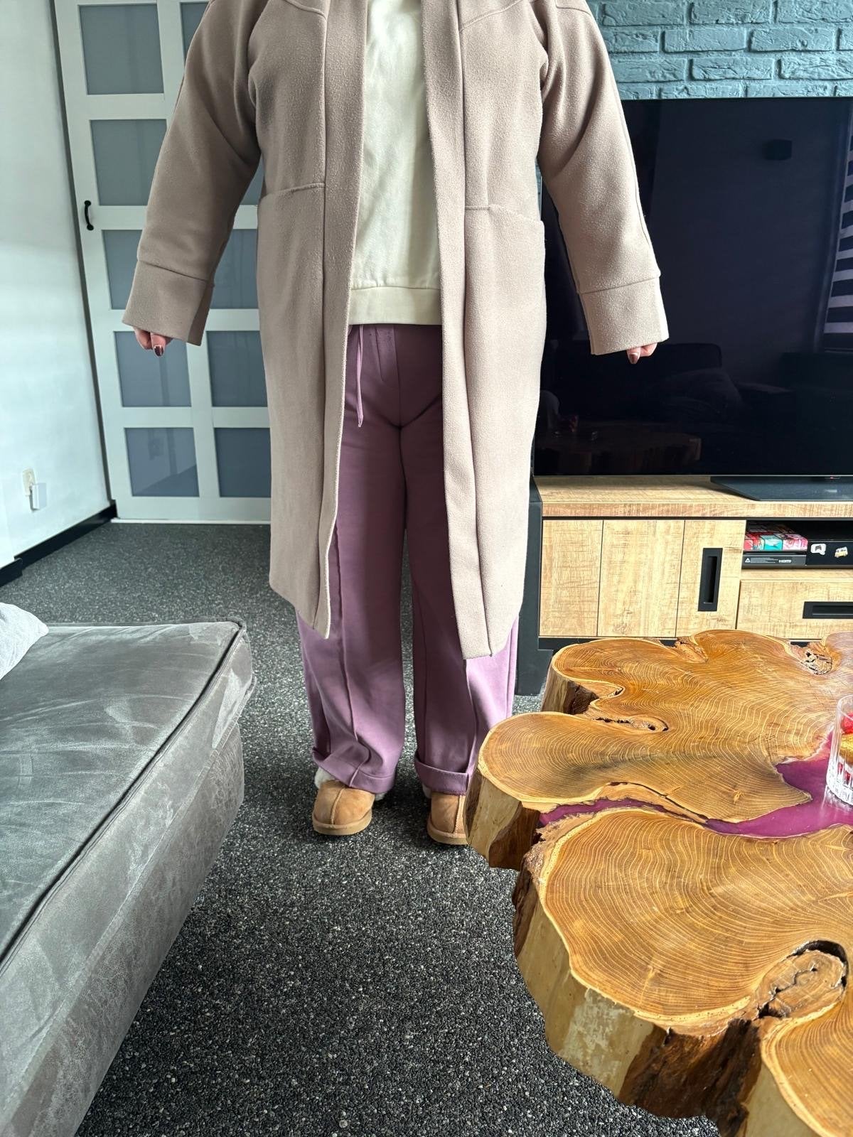 Lange beige jas, 2x gedragen, Ophalen of Verzenden, Zo goed als nieuw, Maat 38/40 (M), Beige