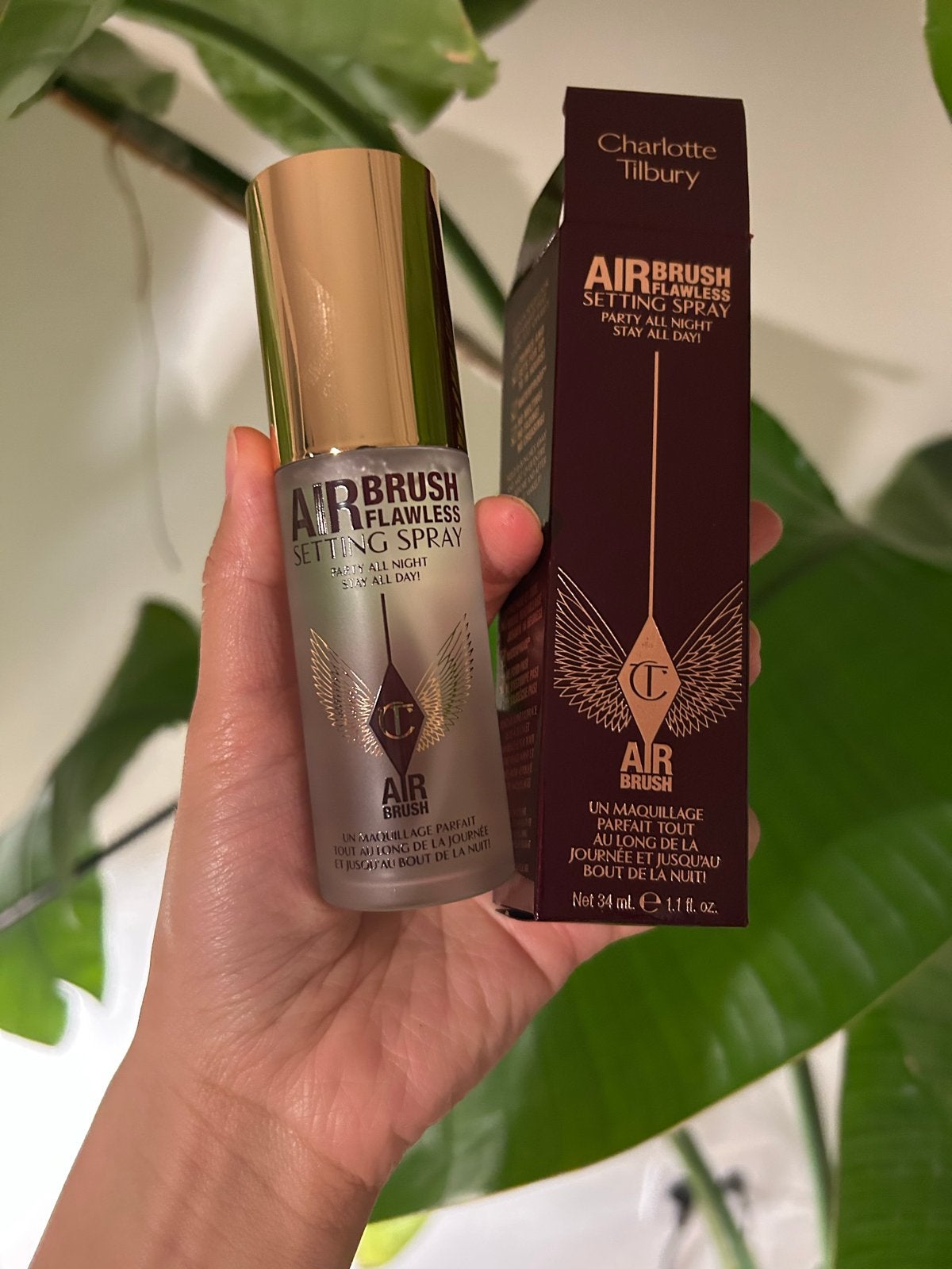 Charlotte Tilbury Airbrush Flawless Setting Spray 34ml nieuw, Overige kleuren, Gehele gezicht, Nieuw, Ophalen of Verzenden