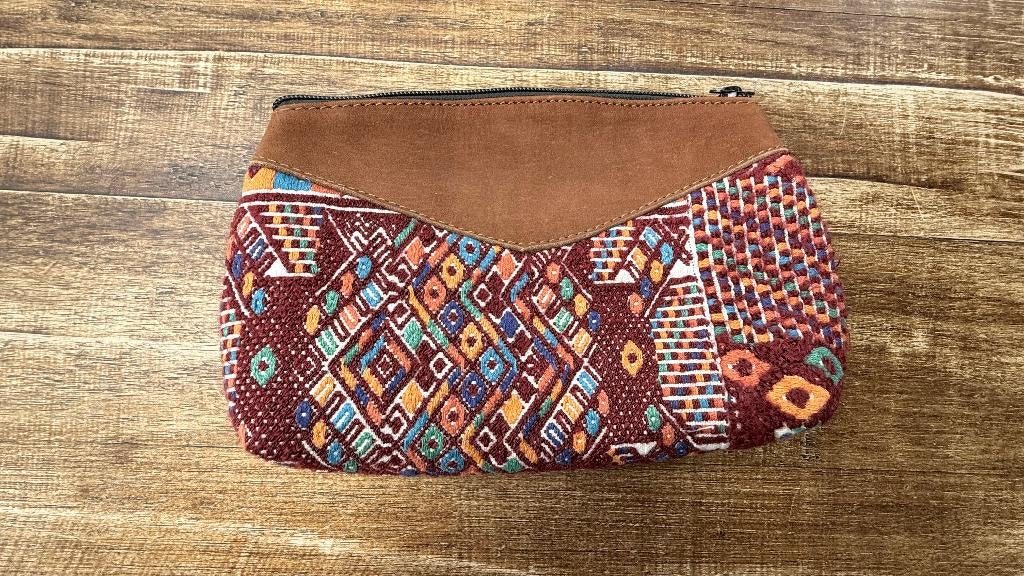 Handtas - Clutch - Guatemala, Sieraden, Tassen en Uiterlijk, Tassen | Damestassen, Ophalen of Verzenden, Nieuw, Bruin, Handtas