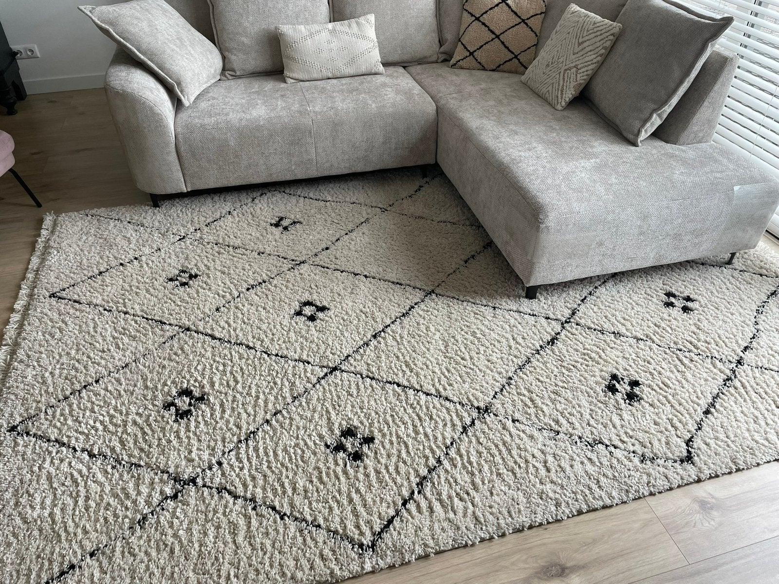 Vloerkleed karwei varamin 200 x 290, Ophalen, 200 cm of meer, Zo goed als nieuw, 200 cm of meer
