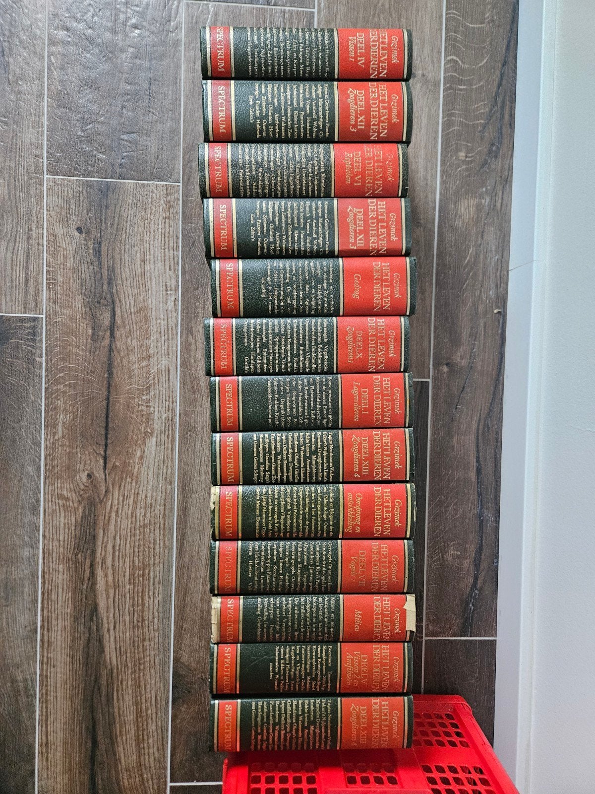 Grote Spectrum Encyclopedie: Het Leven Der Dieren (13 delen), Boeken, Ophalen, Gelezen, Natuur algemeen
