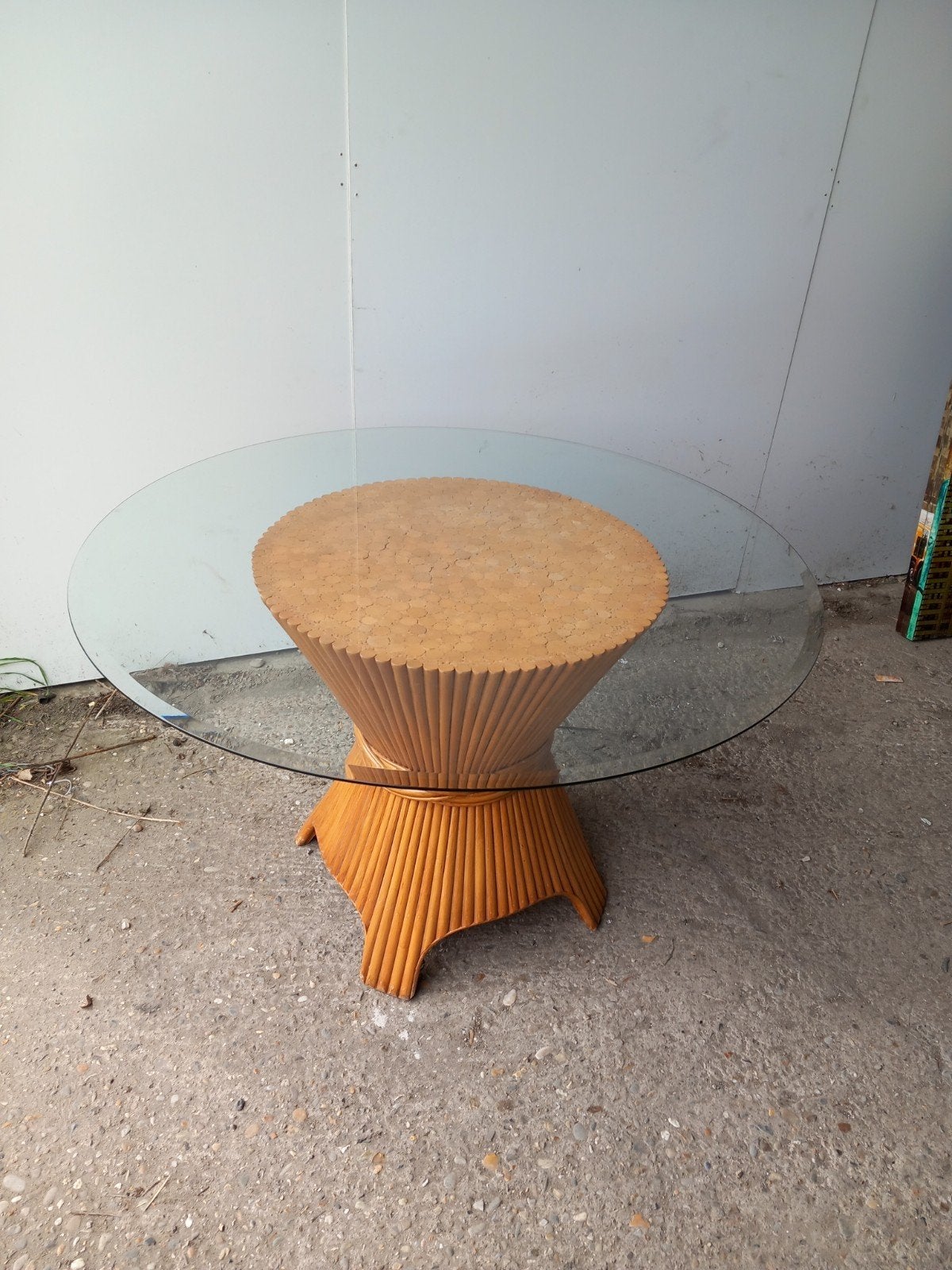 mooie vintage mcguire usa design tafel, Huis en Inrichting, Tafels | Eettafels, Ophalen, Glas, Rond, Vier personen