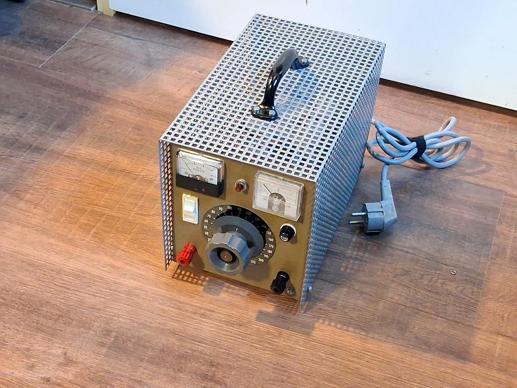 Variac regeltrafo 0-12V / 15A – perfect werkend, Ophalen of Verzenden, Gebruikt