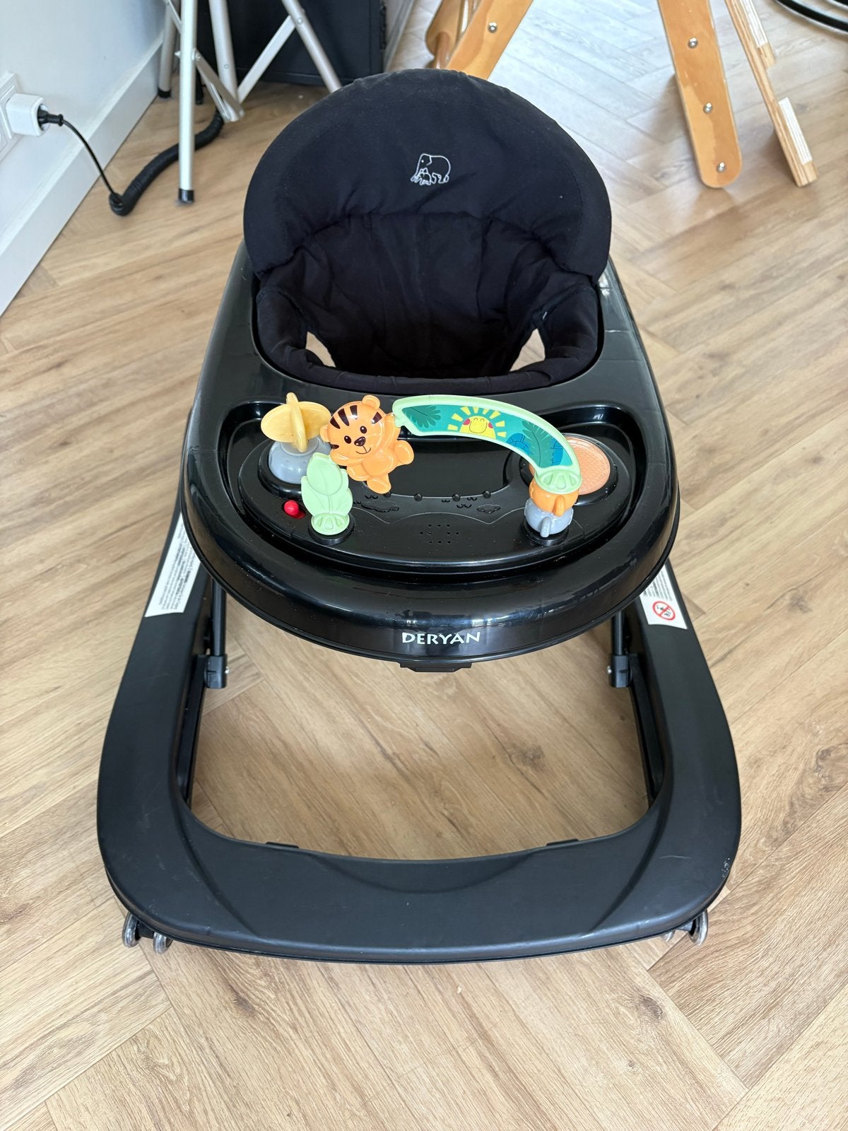 Deryan Babywalker met speelblad - Zwart, Ophalen, Gebruikt