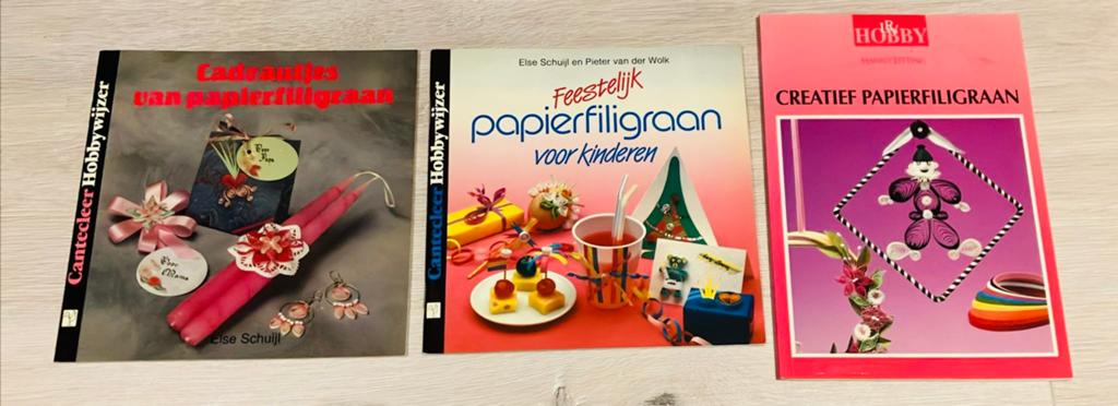Set van 3 boekjes papier filigraan knutsel hobby cadeau, Hobby en Vrije tijd, Ophalen of Verzenden, Gebruikt, Papier of Karton