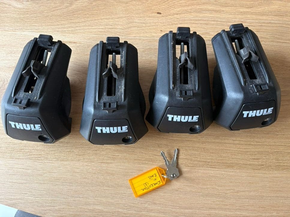 Thule voetenset 753 & kit 4059 flush railing, Ophalen of Verzenden, Gebruikt
