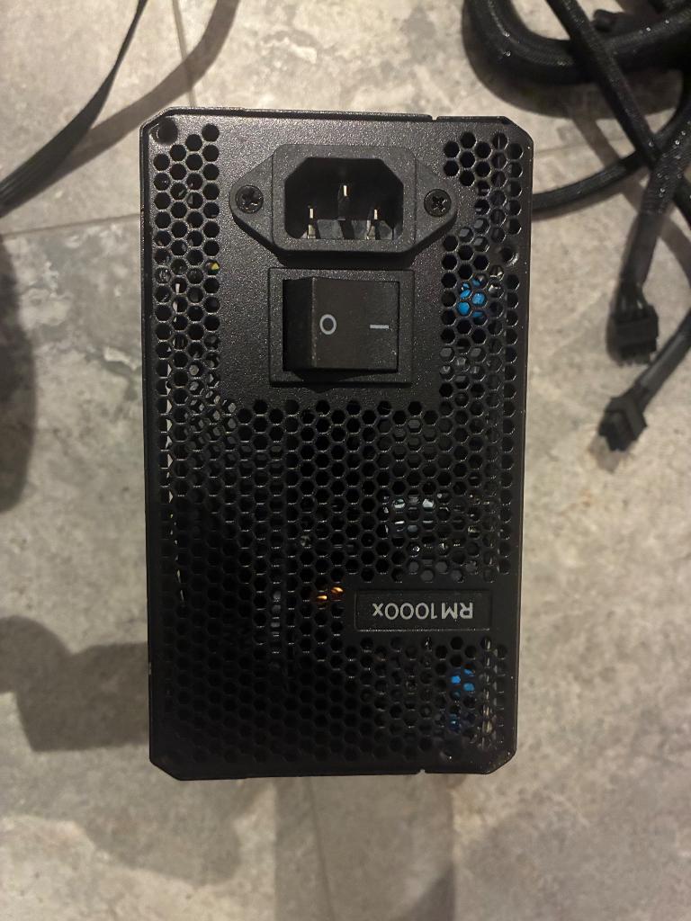 Rm1000x psu, Computers en Software, Interne voedingen, Ophalen of Verzenden, Zo goed als nieuw