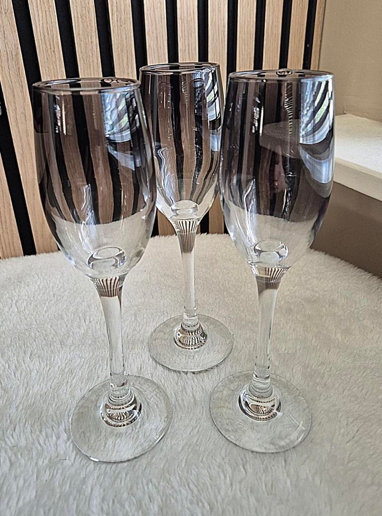 3 Champagneglazen kelk is rookglas, Ophalen of Verzenden, Zo goed als nieuw, Overige typen