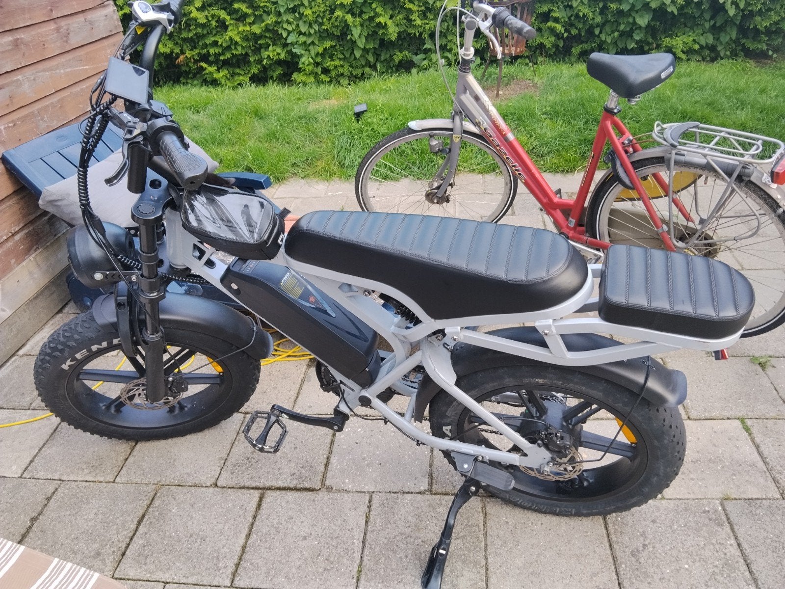 Fatbike v20 pro grijs te koop, Ophalen, Zo goed als nieuw