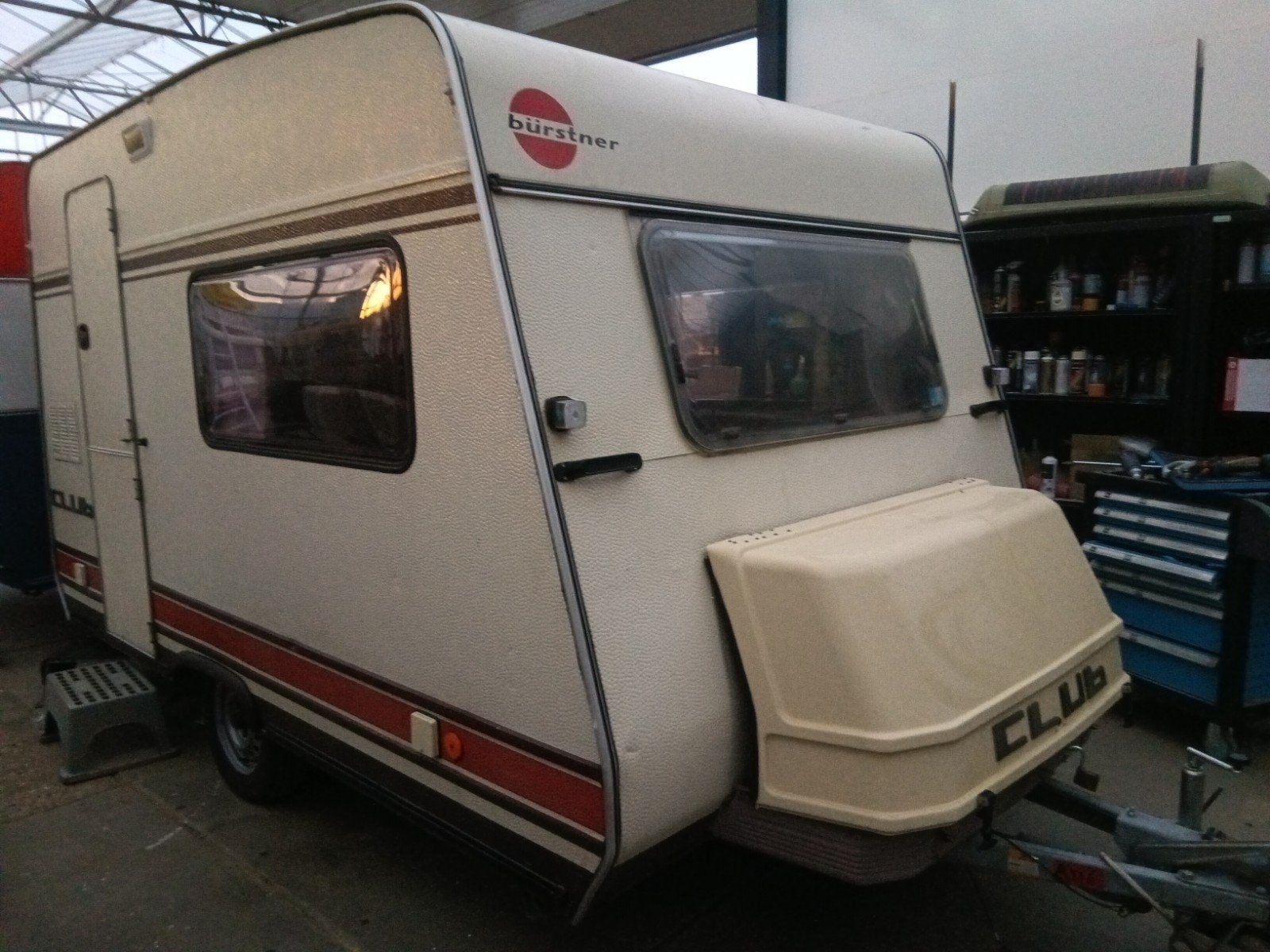 Dit is hem !!! Leuke compacte starters Caravan ✅🍀😎, Caravans en Kamperen, Caravans, Rondzit, Particulier, Bürstner, Voortentlamp